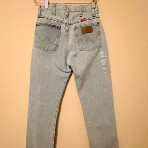 Women’s Wrangler Light Blue Denim Pants